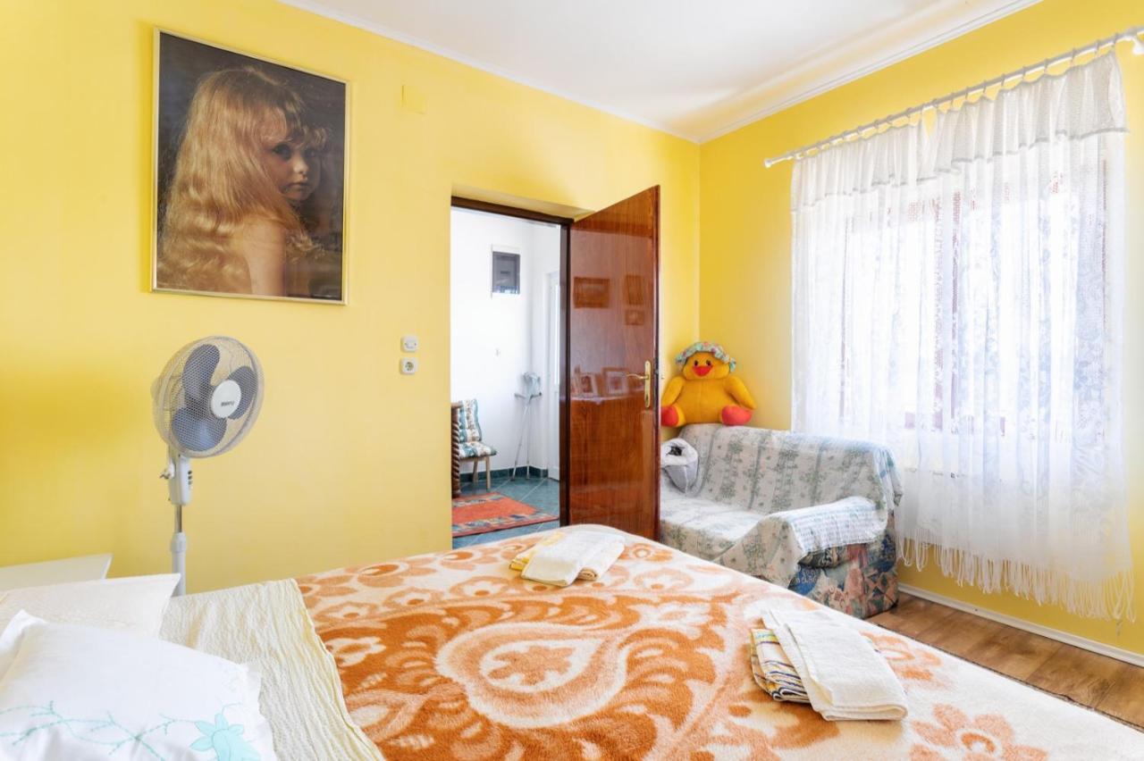 Golden Flowers Razvode ภายนอก รูปภาพ